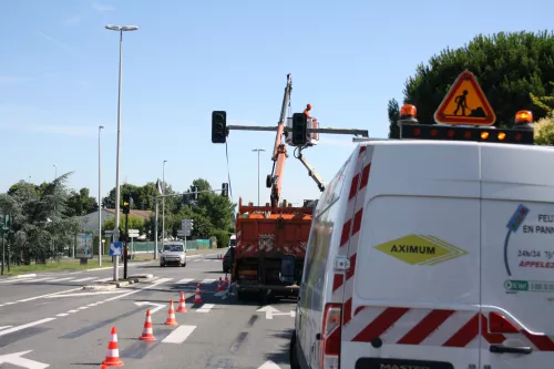 Traffic light maintenance